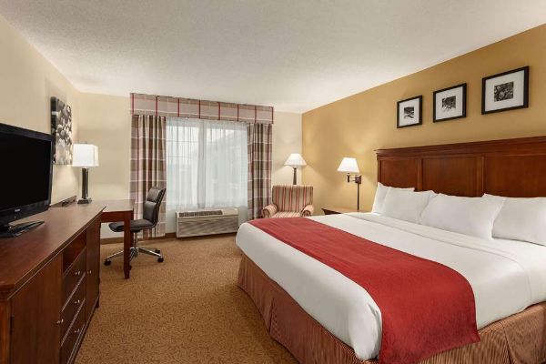 Country Inn & Suites By Radisson Ames Ia - Ames, IA