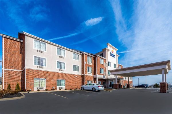 Comfort Inn & Suites Dayton North - Dayton, OH