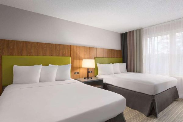 Spark By Hilton Summerville - Moncks Corner, SC