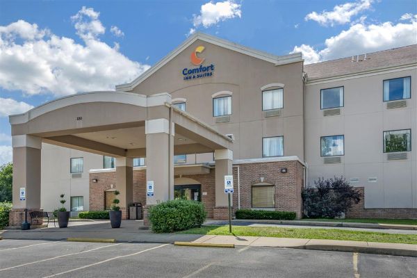 Comfort Inn & Suites St. Louis-o'fallon - O'Fallon, MO