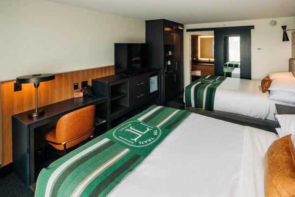 The Trail Hotel - Bardstown, KY
