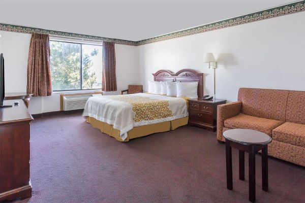 Days Inn By Wyndham Evanston Wy - Evanston, WY
