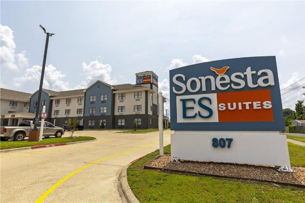 Sonesta Es Suites Lafayette Airport - Lafayette, LA