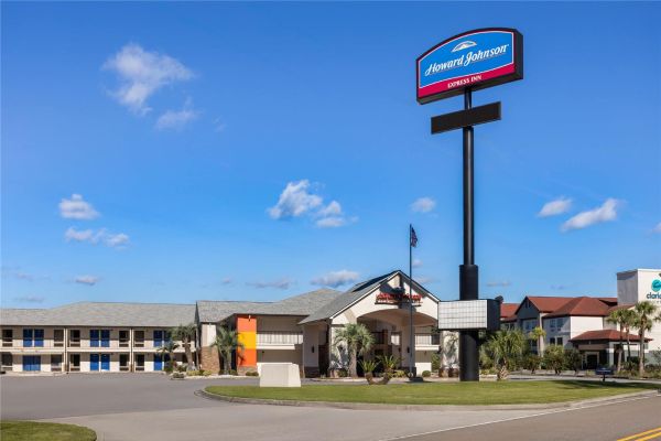 Howard Johnson By Wyndham Savannah Ga - Richmond Hill, GA