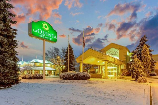 La Quinta Inn & Suites By Wyndham Appleton College Avenue - Appleton, WI