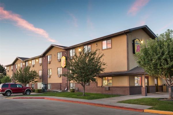 Super 8 By Wyndham Nampa - Nampa, ID