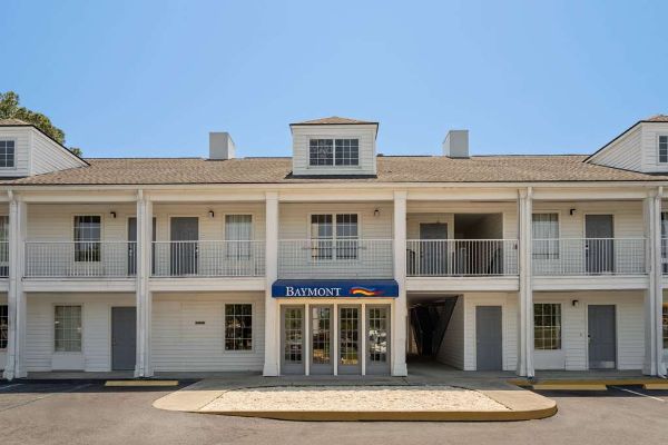 Baymont By Wyndham Kingsland - Kingsland, GA
