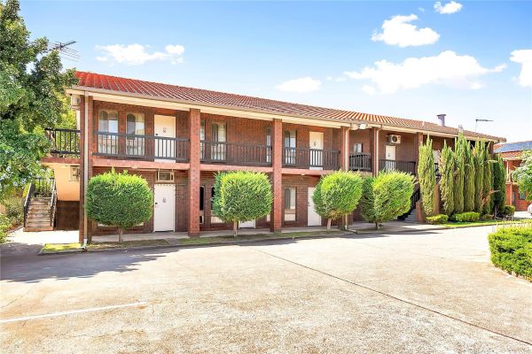 And Suites Sombrerocomfort Inn - Adelaide