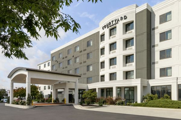 Courtyard By Marriott Lancaster - Lancaster, PA
