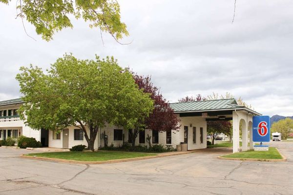 Motel 6 Ogden 21st Street - Ogden, UT