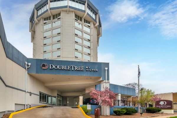 Doubletree By Hilton Hotel Jefferson City - Jefferson City, MO