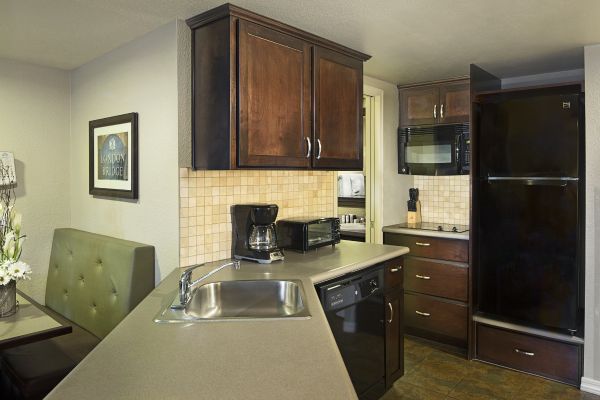 London Bridge Resort - Lake Havasu City, AZ