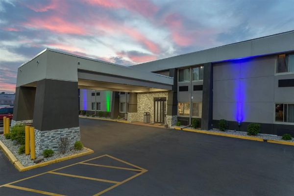 Super 8 By Wyndham South Holland - Homewood, IL