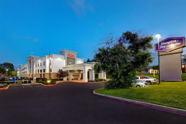 Hampton Inn & Suites Nacogdoches - Nacogdoches, TX