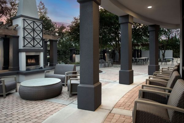 Courtyard By Marriott Pensacola Downtown - Pensacola, FL