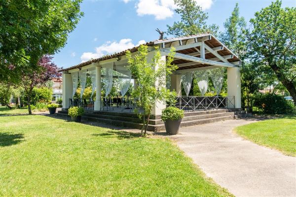 Best Western Plus Le Canard Sur Le Toit - Tournefeuille