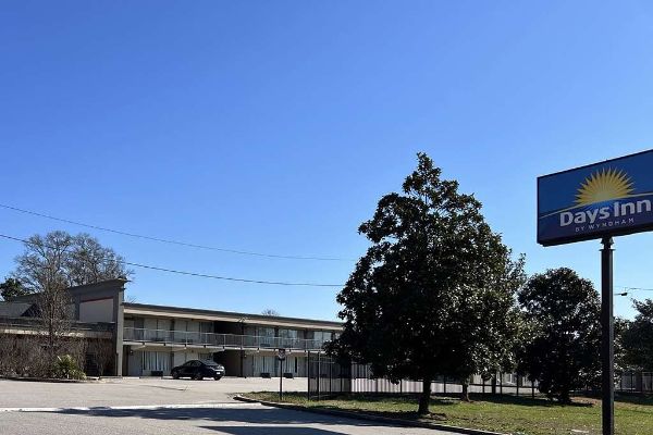Days Inn By Wyndham Monroe Nc - Monroe, NC