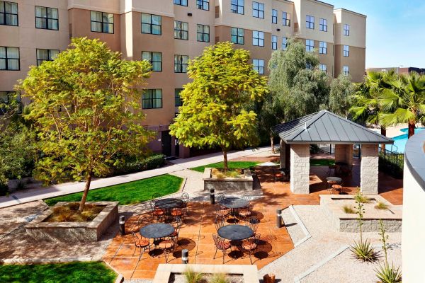 Courtyard By Marriott Phoenix North-happy Valley - Phoenix, AZ