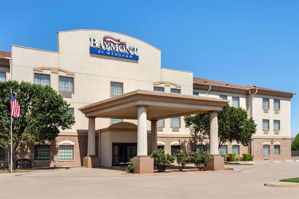 Baymont By Wyndham Wichita Falls - Wichita Falls, TX