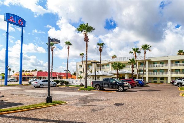 Motel 6 Corpus Christi North Tx - Corpus Christi, TX