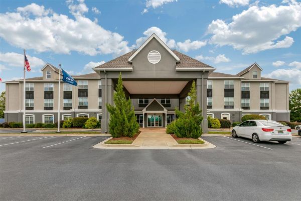 Clarion Pointe Columbus-bradley Park - Columbus, GA