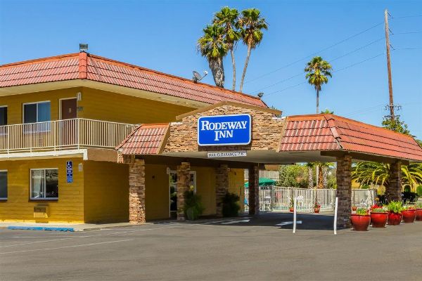 Rodeway Inn Wine Country - Petaluma, CA