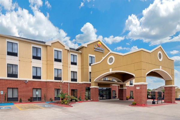 Comfort Inn & Suites Port Arthur-port Neches - Nederland, TX