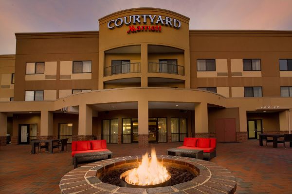 Courtyard By Marriott Waldorf - Waldorf