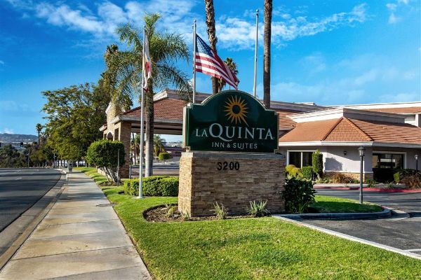 La Quinta Inn & Suites By Wyndham Pomona - Pomona, CA