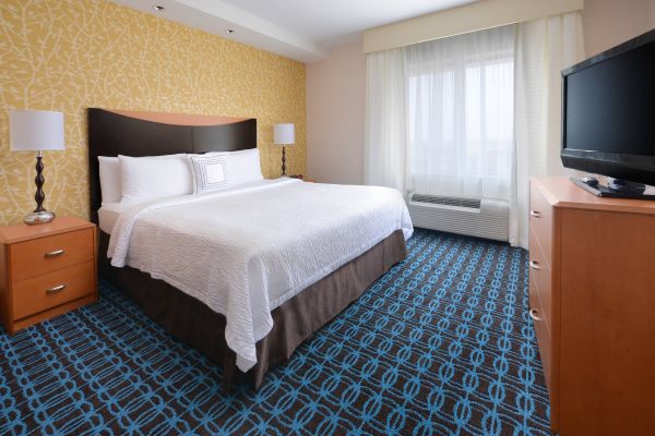 Fairfield Inn And Suites By Marriott Dallas Plano The Colony - The Colony, TX