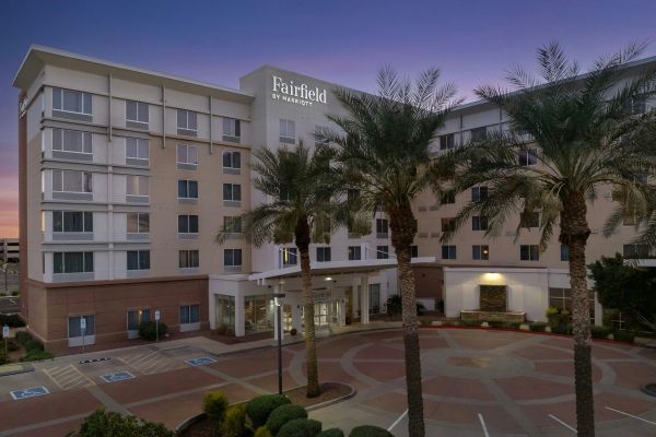 Fairfield Inn And Suites By Marriott Phoenix Chandler Fashion Center - Chandler, AZ