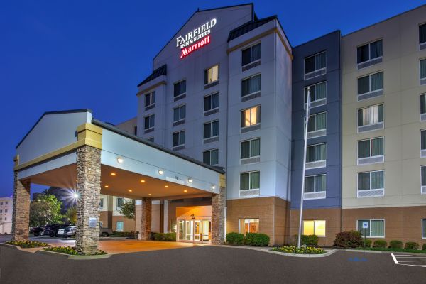 Fairfield Inn And Suites By Marriott Lexington North - Lexington, KY