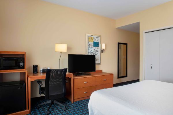 Fairfield Inn And Suites By Marriott Augusta Fort Eisenhower Area - Augusta, GA