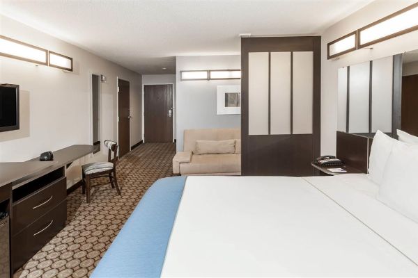 Microtel Inn & Suites By Wyndham Elkhart - Elkhart, IN