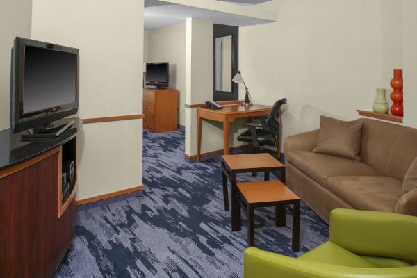 Fairfield Inn And Suites By Marriott Milledgeville - Milledgeville, GA