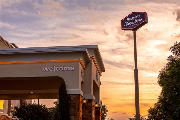 Hampton Inn & Suites Boerne - Boerne, TX