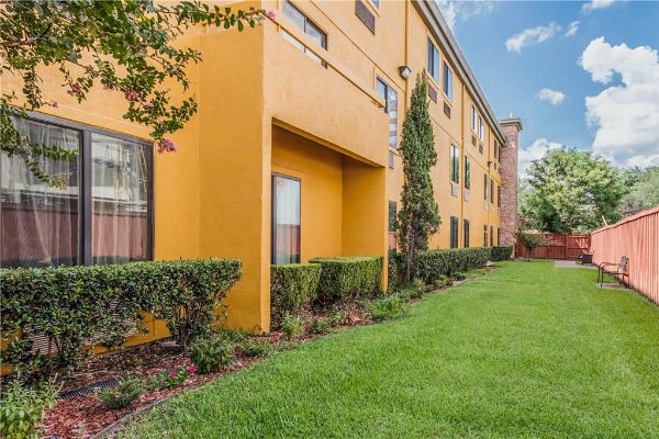 Comfort Inn Dallas Park Central - Dallas, TX