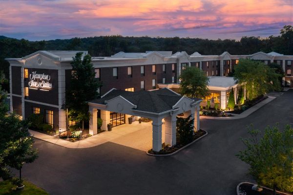 Hampton Inn & Suites Hartford/farmington - New Britain, CT