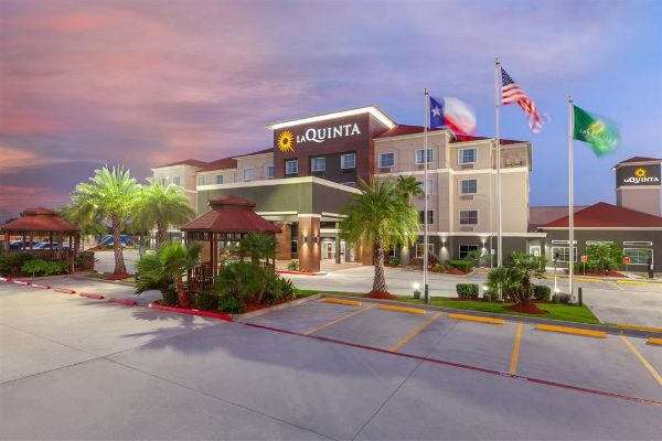 La Quinta Inn & Suites By Wyndham Houston Channelview - Houston, TX