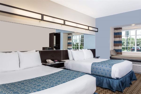 Microtel Inn & Suites By Wyndham Spring Hill/weeki Wachee - Spring Hill