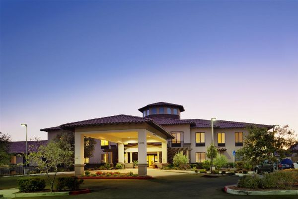 Hampton Inn & Suites Arroyo Grande/pismo Beach Area - Oceano, California, CA