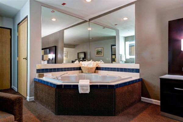 Surestay Plus By Best Western Redding - レディング, CA