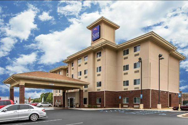 Sleep Inn & Suites Huntsville Near U.s. Space & Rocket Center - Huntsville, AL