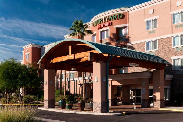 Courtyard By Marriott Phoenix West-avondale - Phoenix, AZ