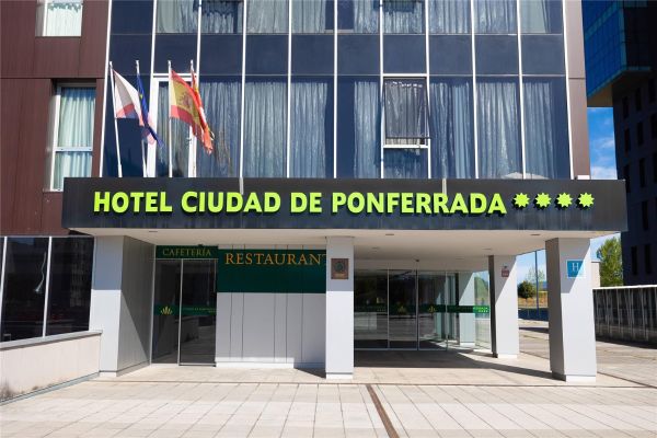 Hotel Ciudad De Ponferrada An Ascend Collection Hotel - 폰페라다