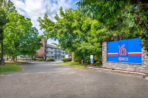 Motel 6 Charlotte Coliseum - Charlotte, NC