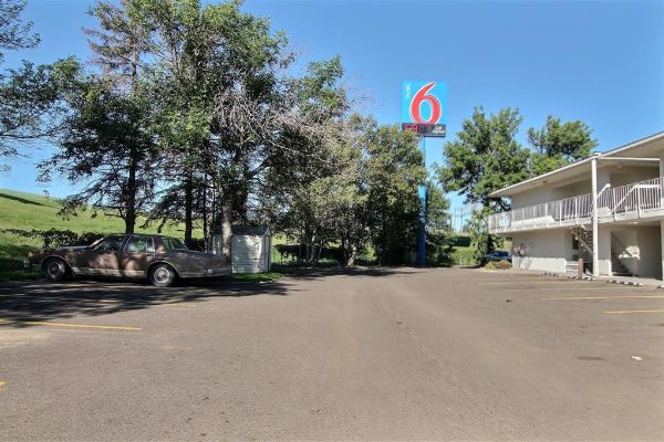 Motel 6 Bismarck - Bismarck, ND