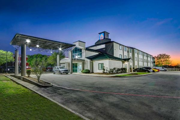 Motel 6 San Antonio Bandera Rd - San Antonio, TX