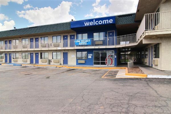 Motel 6 Ft Stockton - Fort Stockton, TX