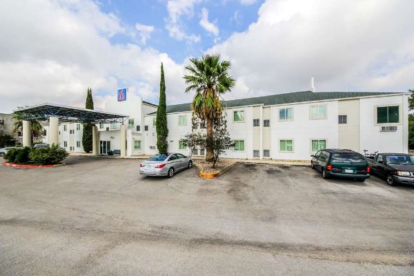 Motel 6 New Braunfels - New Braunfels, TX